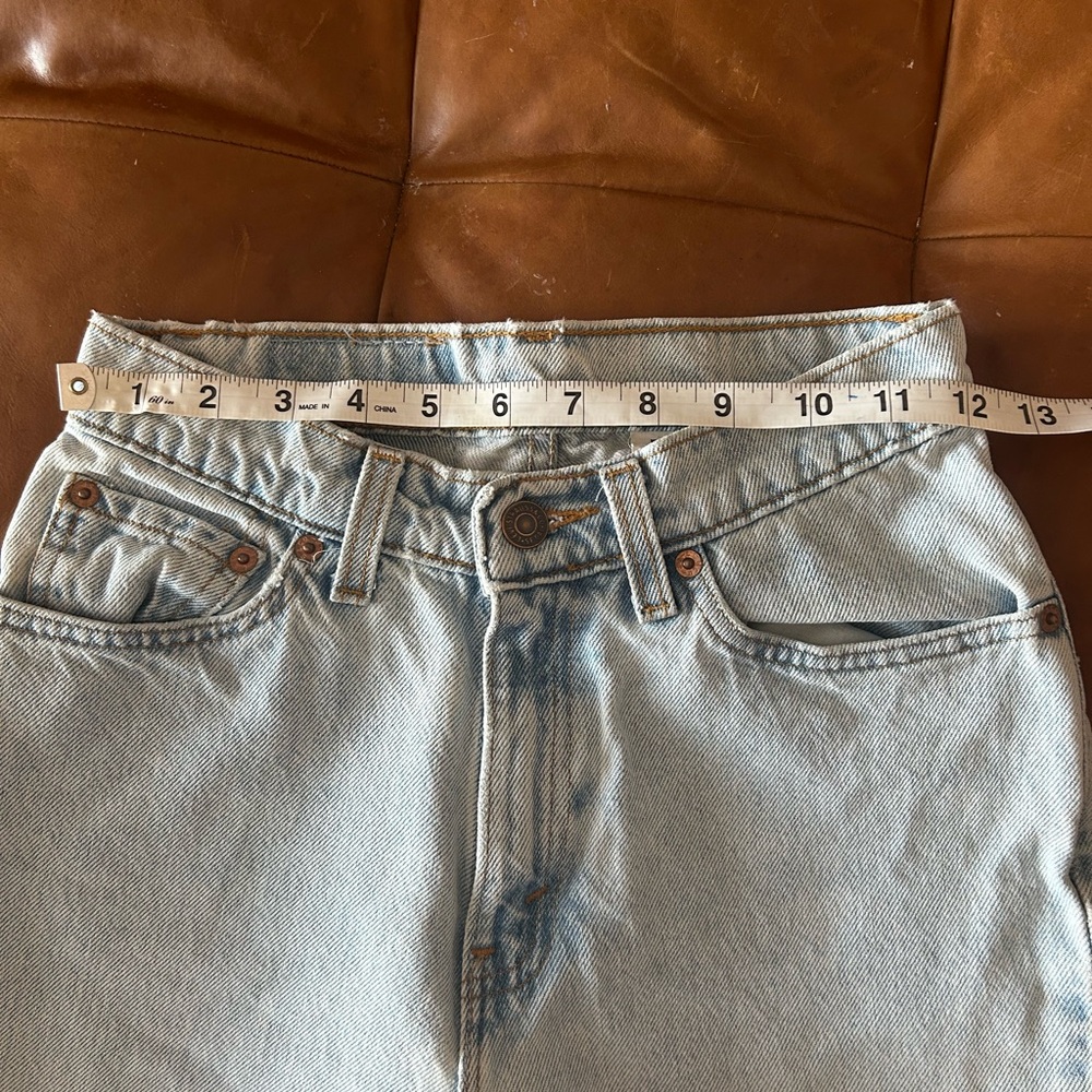 Vintage Levi's 512 Light Blue Slim Fit Jeans - Picture 5 of 6